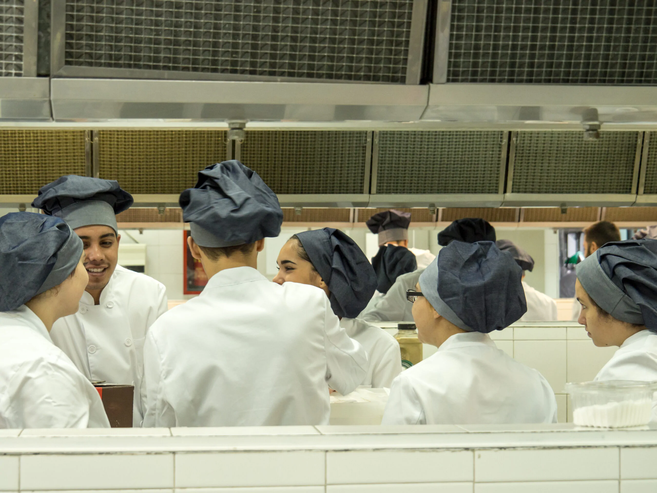 ESCUELA-CANTINA GASTRONOMIX DÍA A DÍA, PASO A PASO!!